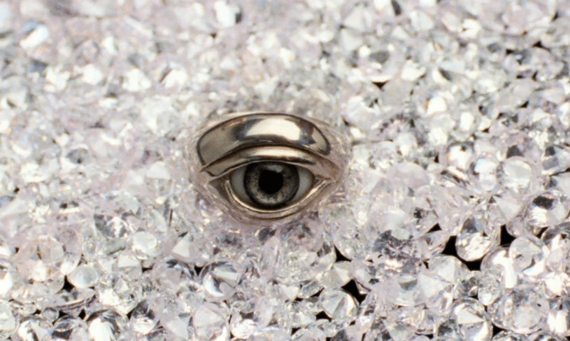 Reflets dans un diamant mort